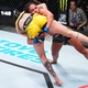 Em show de quedas, Tabatha Ricci vence Polyana Viana no UFC Vegas 55 - Chris Unger/Zuffa LLC/Getty
