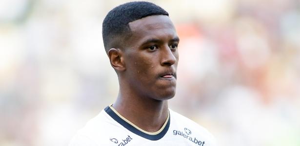 Robert Renan: Corinthians Defender in 2024 Season Negotiation with Zenit and West Ham