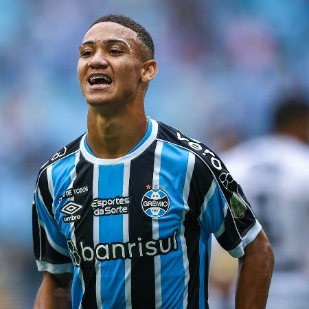 Gustavo Nunes, do Grêmio, está na mira de clubes europeus