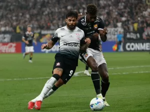 Corinthians luta, mas não consegue evitar mais um vexame na Libertadores