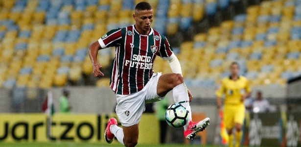 Richarlison em ação durante jogo do Fluminense - NELSON PEREZ/FLUMINENSE F.C.