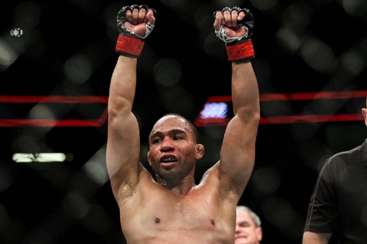 John Dodson venceu Pedro Munhoz por decisão dividida