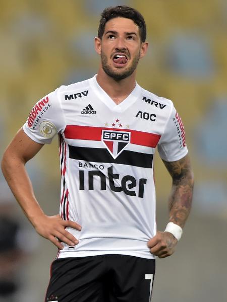 Alexandre Pato na partida entre Fluminense x São Paulo pelo Campeonato Brasileiro - Thiago Ribeiro/AGIF