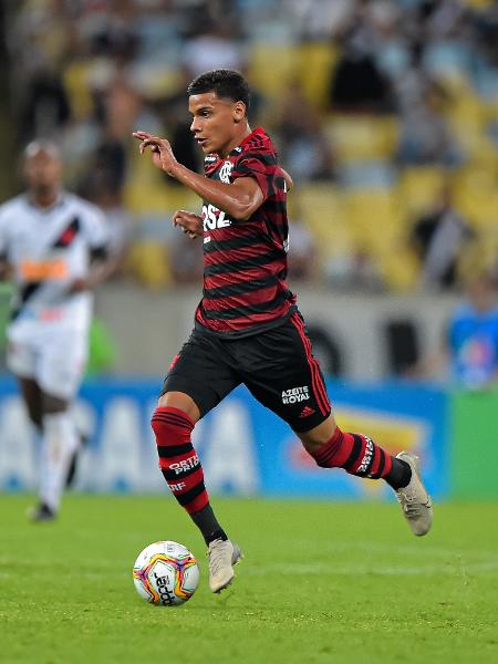 Richard Rios durante jogo entre Flamengo e Vasco, pelo Carioca 2020 - Thiago Ribeiro/AGIF