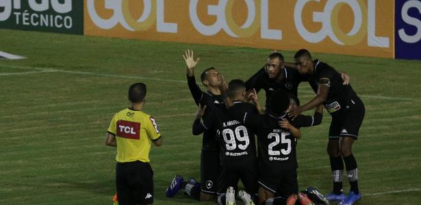 Botafogo vacila no fim e cede empate ao Londrina em jogo de quatro gols ...
