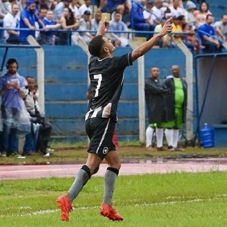 Sapata, do Botafogo, comemora gol sobre o Lemense na Copinha - Reprodução/Instagram