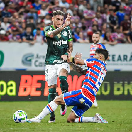 Rafael Navarro, do Palmeiras, em ação contra o Fortaleza, pela volta das oitavas de final da Copa do Brasil - Kely Pereira/AGIF