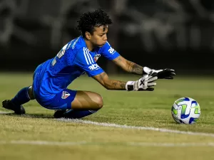 Desde a 2ª divisão: quem é a goleira do São Paulo que pegou 3 pênaltis