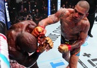 Poatan diz que sente dores nas mãos 1 mês após deixar rival desfigurado - Jeff Bottari/Zuffa LLC