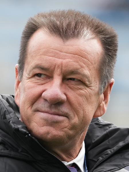 Dunga, ex-jogador e técnico