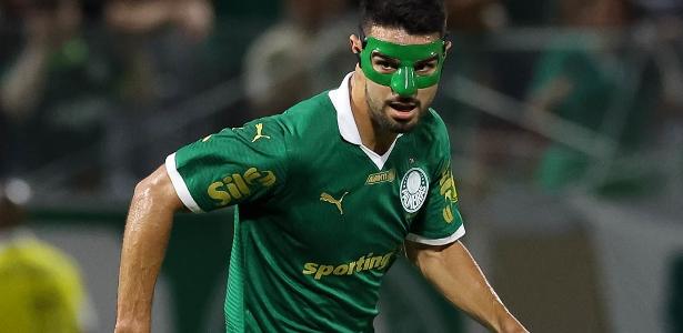 POSSÍVEL ADEUS? De artilheiro a não relacionado: a situação de Flaco no Palmeiras