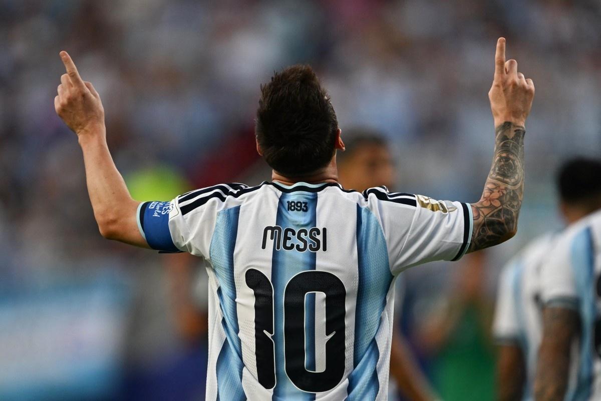 Messi, da Argentina, comemora gol contra a Argélia na Copa do Mundo - undefined