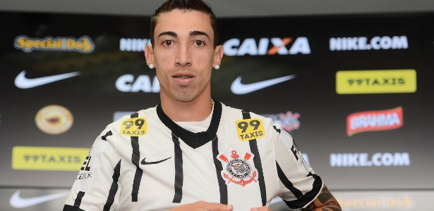Marcas de parceiros são exibidas no painel virtual no CT do Corinthians - Mauro Horita/AGIF