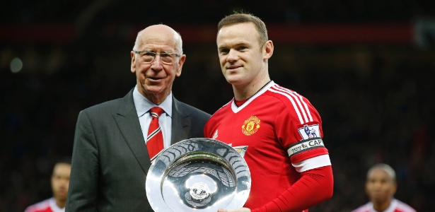 Rooney receberá mais um prêmio da FA - Andrew Yates / REUTERS