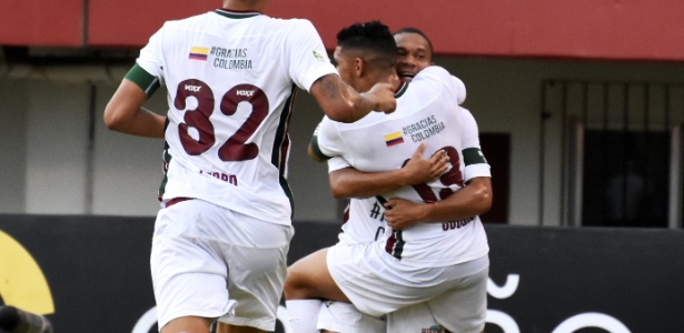 Jogadores do Fluminense comemoram gol de Douglas diante do Internacional - Mailson Santana/Fluminense FC