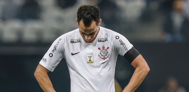 Rodriguinho lamenta chance perdida pelo Corinthians contra o Vitória - Marcello Zambrana/AGIF