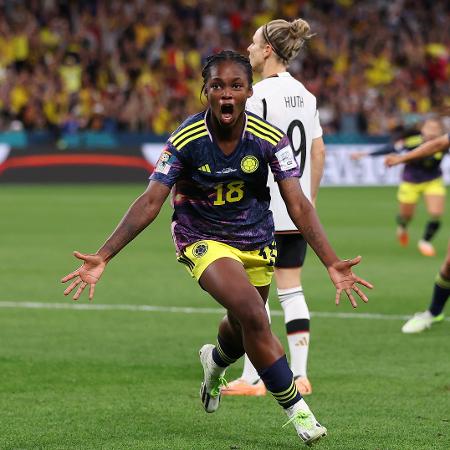 Linda Caicedo, da Colômbia, comemora o gol diante da Alemanha na Copa 2023