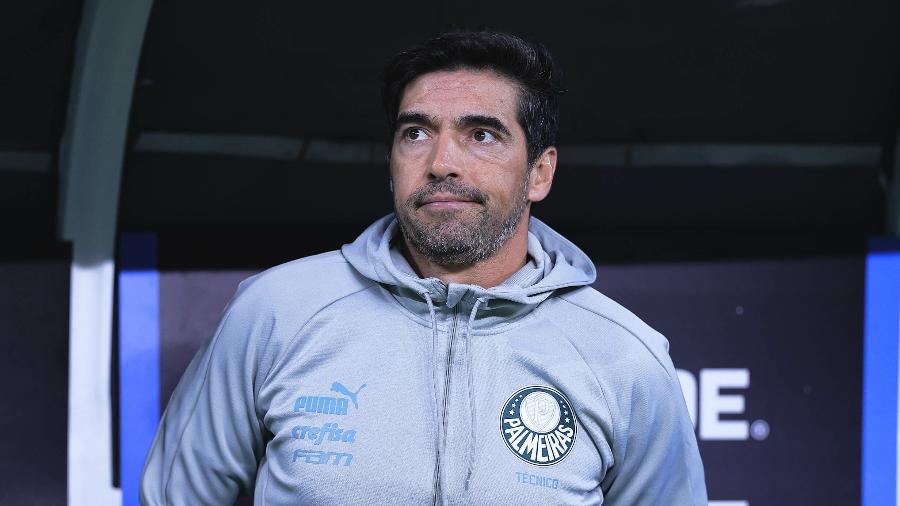 Abel Ferreira, técnico do Palmeiras, durante jogo contra o Liverpool-URU