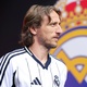 Modric deixa Real Madrid após 597 jogos e 28 títulos; veja números do meia