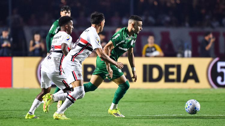 Andreas Pereira, do Palmeiras, em ação contra o São Paulo, pelo Campeonato Brasileiro