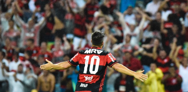 Meia Diego tem sido peça fundamental desde que chegou ao Flamengo - Thiago Ribeiro/AGIF