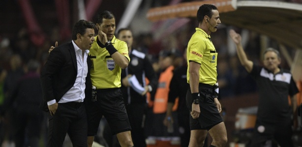 Roldán irritou o River com o uso do VAR na semifinal da Libertadores de 2017 - Juan Mabromata/AFP