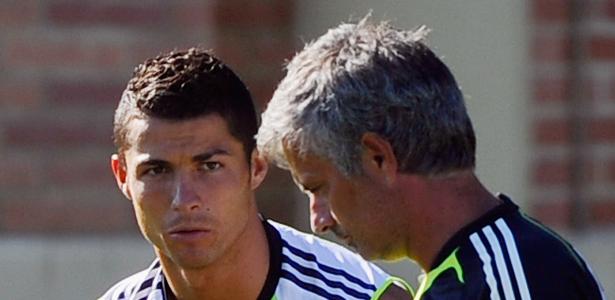 Cristiano Ronaldo e José Mourinho trabalharam juntos no Real Madrid - Kevork Djansezian/Getty Images