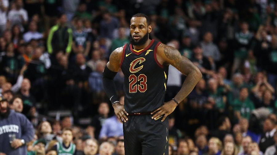 LeBron James durante do Cavaliers  - Maddie Meyer/Getty Images