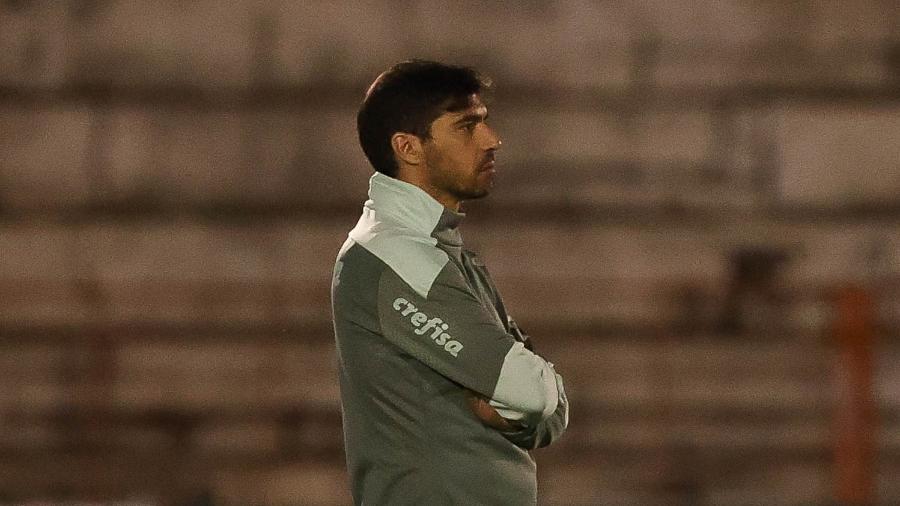Abel Ferreira comanda o Palmeiras na partida contra o Botafogo-SP, pelo Paulistão - Cesar Greco