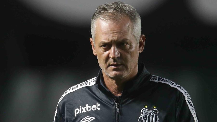 Atuações do Santos: time tem noite pouco inspirada contra o Goiás