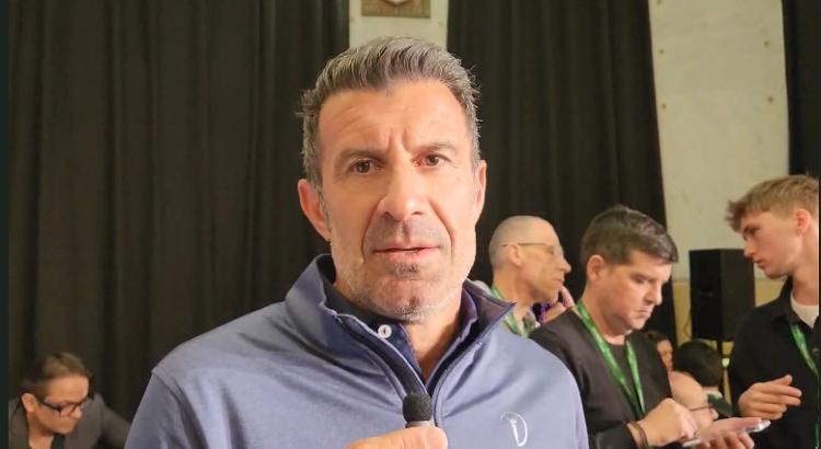 Ex-jogador português Luis Figo durante o Laureus 2025 Ex-jogador português Luis Figo durante o Laureus 2025