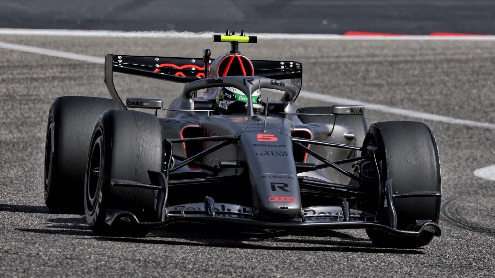 Gabriel Bortoleto no primeiro dia de testes no Bahrein com a Audi - undefined