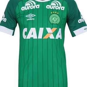 Umbro relata procura global por camisas da Chape e promete facilitar vendas - Divulgação