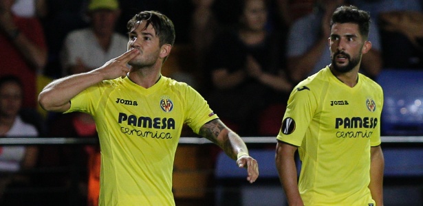 Pato foi destaque em vitória do Villarreal sobre o Zurich - José Jordan/AFP