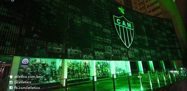 Atlético-MG deixou sua sede com a coloração verde em homenagem à Chapecoense - Divulgação