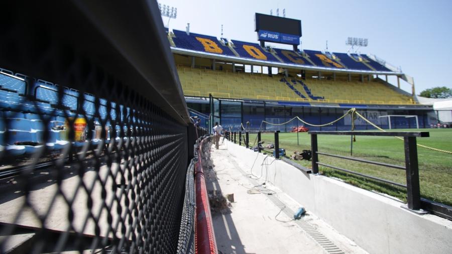 La Bombonera, estádio do Boca Juniors (ARG), já trocou painéis de acrílico por grades mais baixas - Divulgação/CA Boca Jrs.