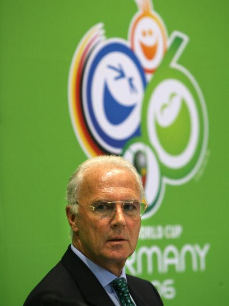 Franz Beckenbauer foi o chefe do comitê organizador da Copa do Mundo de 2006 - AFP PHOTO / LLUIS GENE 