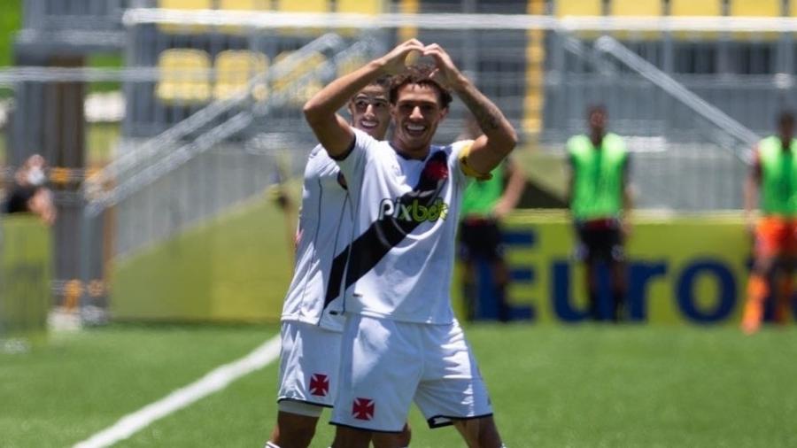 Figueiredo comemora seu gol sobre o Joinville na Copinha: atacante do Vasco é o artilheiro da competição - Roberto Zacarias / Twitter do Vasco