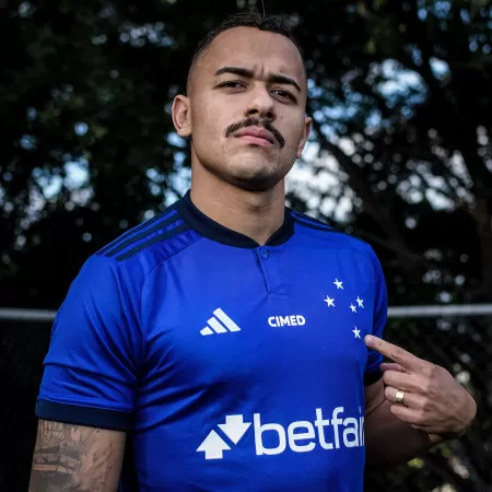 Cruzeiro Esporte Clube - ✍️ SEJA BEM-VINDO, RAFAEL ELIAS! O atacante de 24  anos chega ao Cruzeiro com contrato até o final de 2026. Que sua trajetória  no Maior de Minas seja