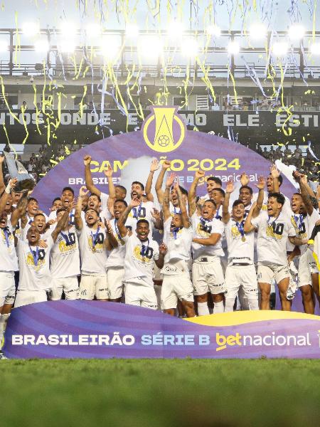 Elenco do Santos comemora o título da Série B