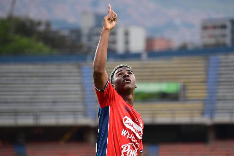 John Montaño, atacante do Independiente Medellin, celebra gol contra o Vasco John Montaño, atacante do Independiente Medellin, celebra gol contra o Vasco