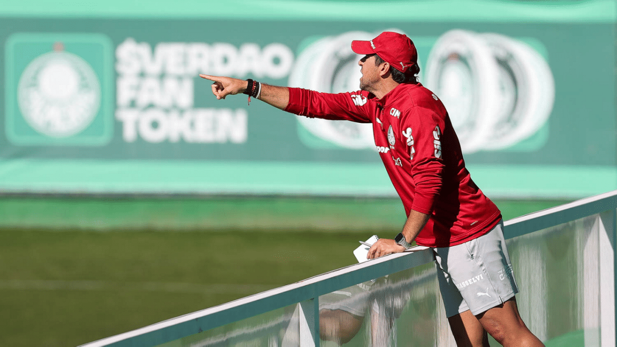 Palmeiras soma quase um time de desfalques, e Abel busca novas soluções
