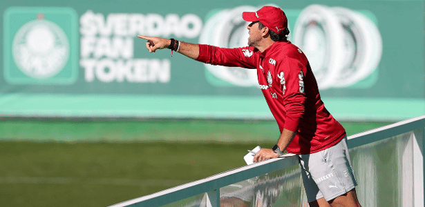 Palmeiras soma quase um time de desfalques, e Abel busca novas soluções