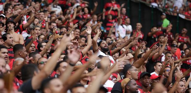 Organizadas do Flamengo vão se reunir com elenco no CT do clube após vice