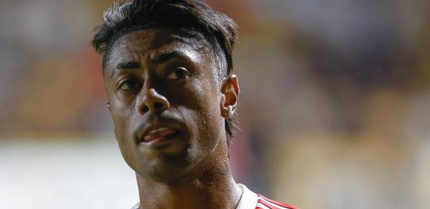 Filipe Luís cobra seriedade ao Flamengo: Bruno Henrique diz que equipe precisa entregar