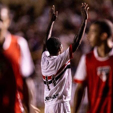 São Paulo venceu o Cruzeiro e avançou para a semifinal da Copinha