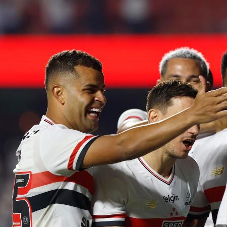 Alisson comemora gol do São Paulo contra o Náutico, pela Copa do Brasil - Rubens Chiri/São Paulo