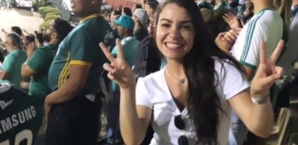 Jogo com torcida única | Corintiana posta foto na torcida do Palmeiras, é descoberta e agredida