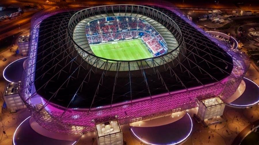 O estádio Ahmad Bin Ali, casa do Al Rayyan, foi feito com mais de 80% de materiais reciclados ou reutilizados. - Divulgação/Fifa
