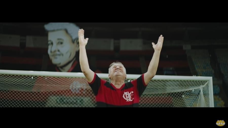 Patrocinador do Flamengo usou ídolo do clube como garoto-propaganda em campanha do Dia dos Pais - Reprodução